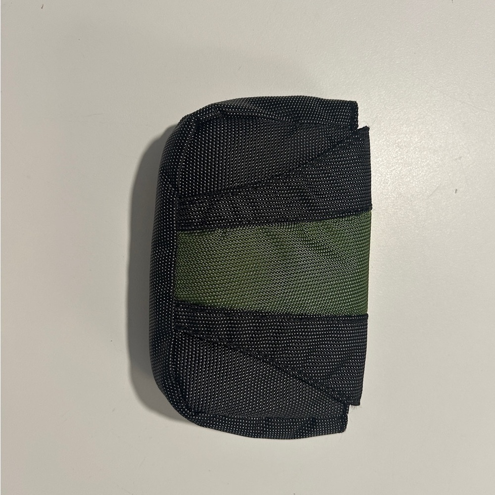 Eco-Friendly Black and Green Wallet - Picture 2 of 4